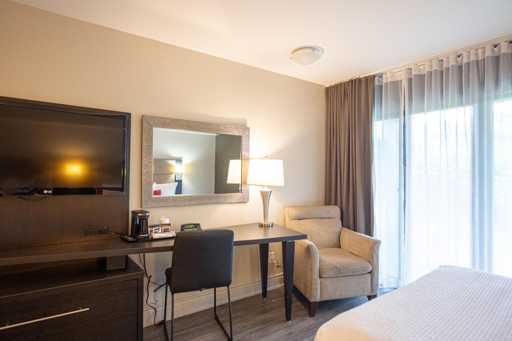 מלון Ramada By Wyndham Ottawa On The Rideau מראה חיצוני תמונה